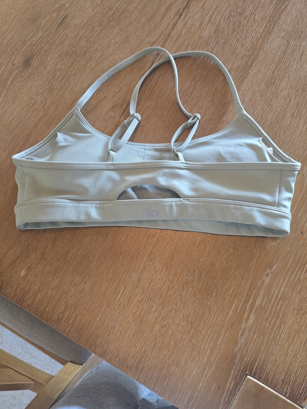 ALO Yoga Lightweight Strappy Cutout Sports Bra in Sage
